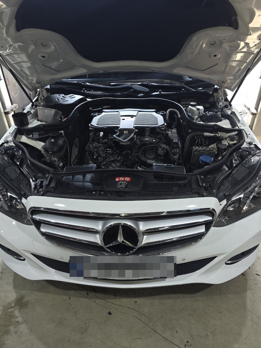 2014년식 벤츠 E350 4MATIC 성능보증 수리 차량